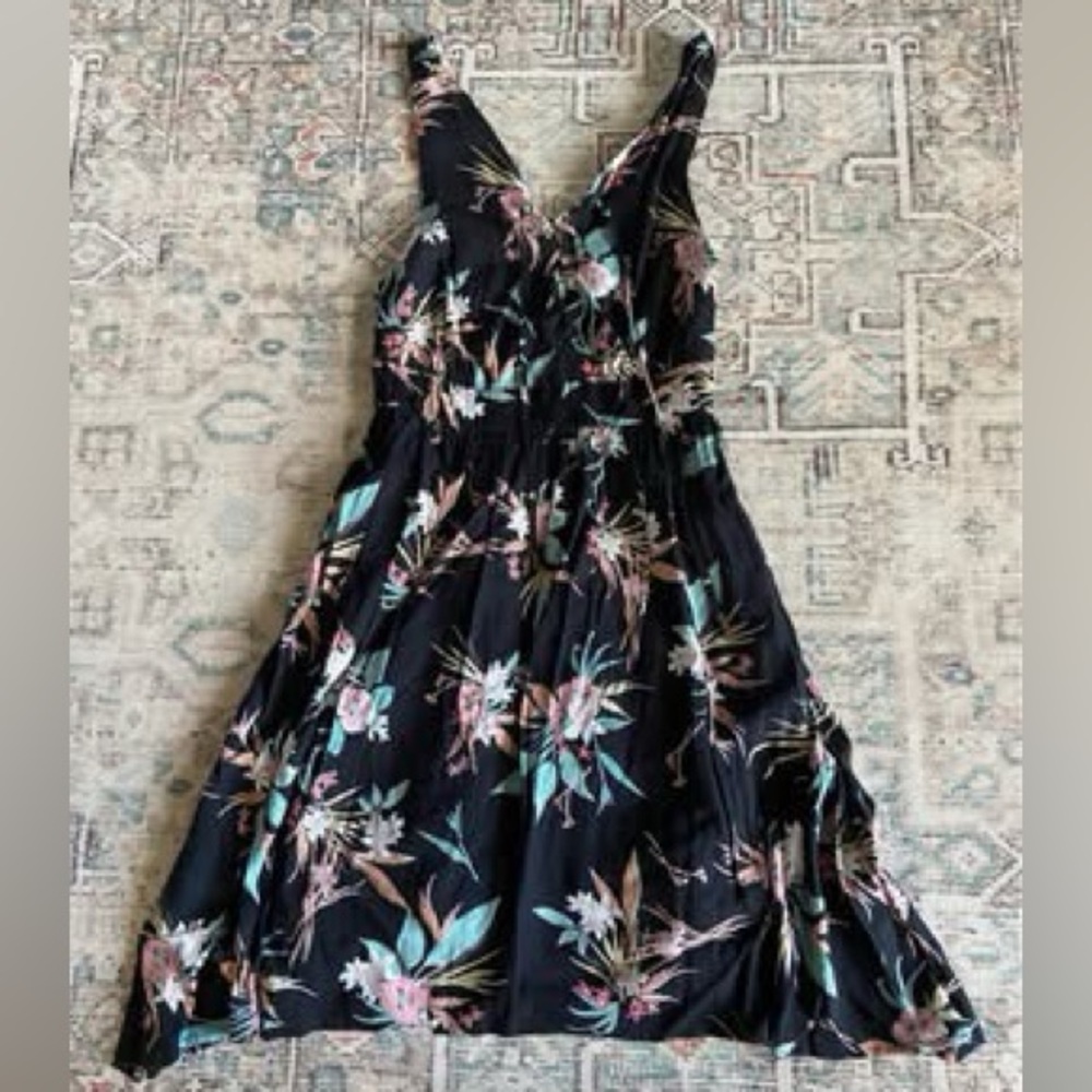 Women’s boutique floral sundress, size 4/6
